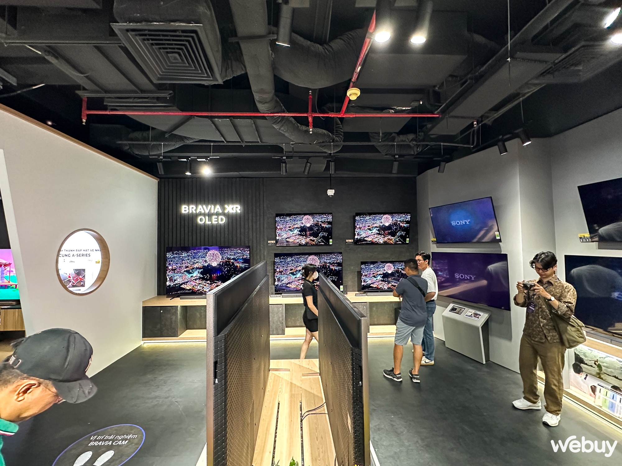 Sony Store đầu tiên khai trương tại Việt Nam, không gian giúp khách hàng thỏa sức trải nghiệm thiết bị mới - Ảnh 4.