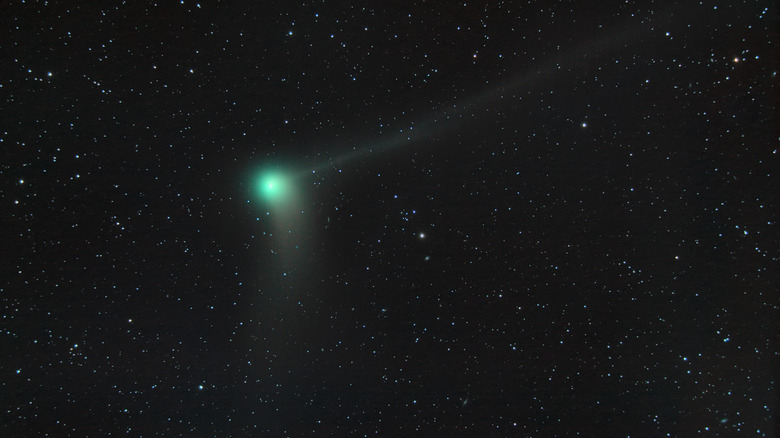 Sao chổi xanh: Hiện tượng siêu hiếm, 50.000 năm mới xuất hiện 1 lần - Ảnh 1.