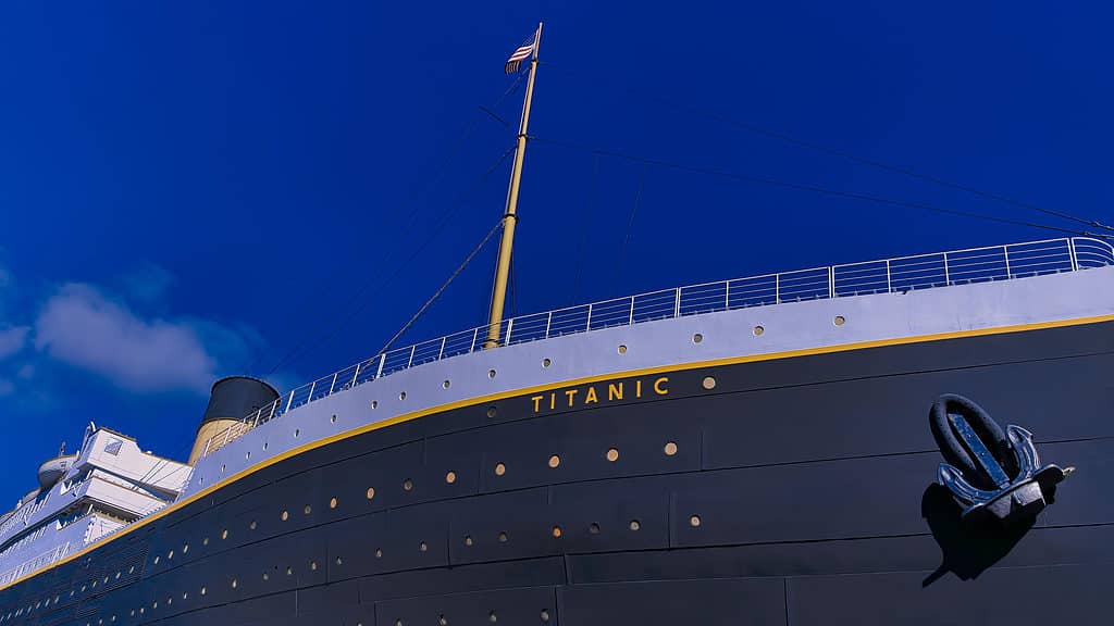 Khám phá tảng băng trôi đã đánh chìm tàu Titanic: Nó ở đâu và lớn như thế nào? - Ảnh 4.