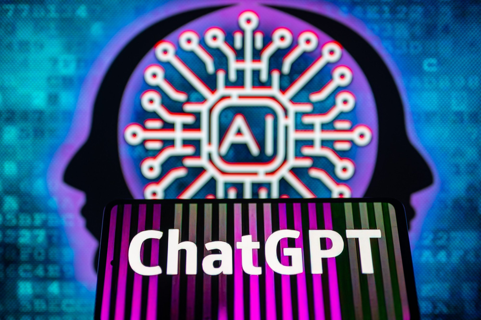 Hé lộ mức phí khổng lồ để ChatGPT trả lời trơn tru câu hỏi của người dùng - Ảnh 1.