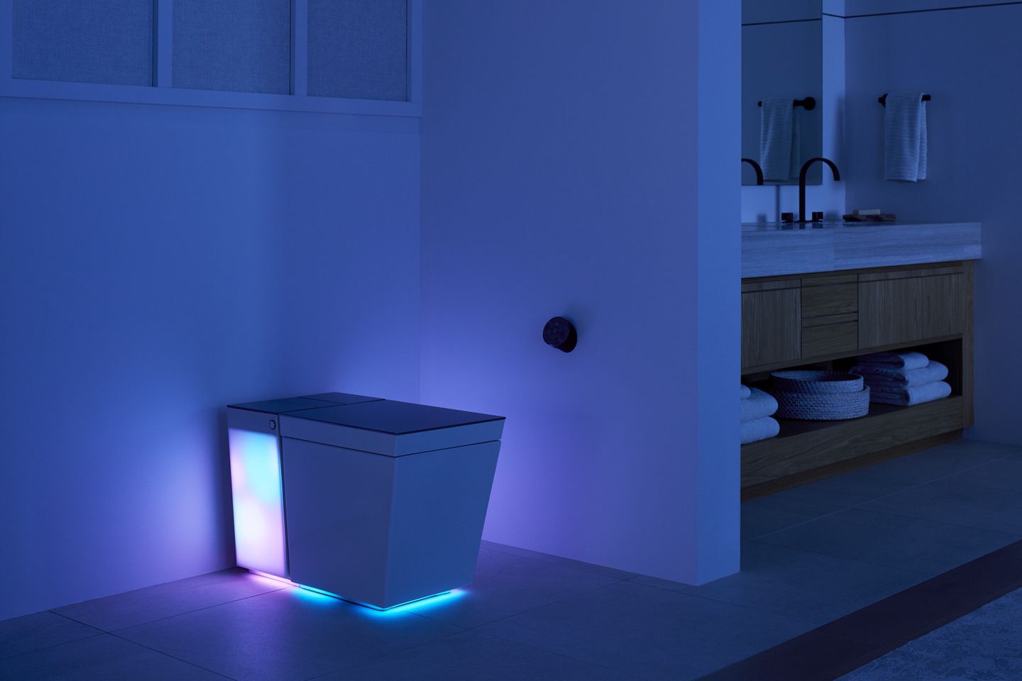 Toilet thông minh mới của Kohler: Tích hợp Alexa, đèn LED, máy sấy và nhiều tính năng lạ, giá 270 triệu - Ảnh 4.