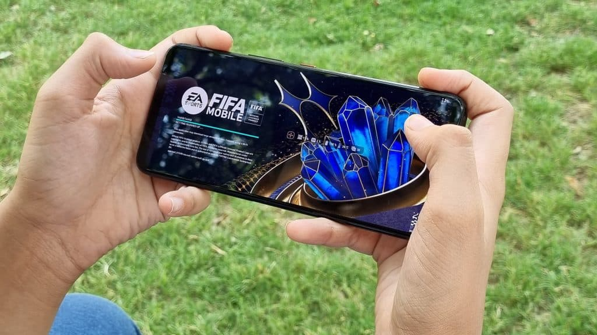 ASUS ROG Phone 7 mang tới trải nghiệm chơi game mobile 'tốt hơn' nhiều smartphone, và như thế là đủ đột phá - Ảnh 1.