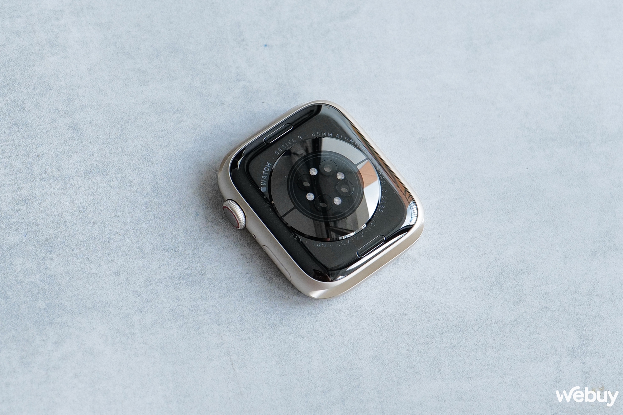Cảm nhận ban đầu Apple Watch Series 9 chính hãng: Thiết kế quen thuộc, nâng cấp tính năng và thêm lựa chọn dây - Ảnh 7.