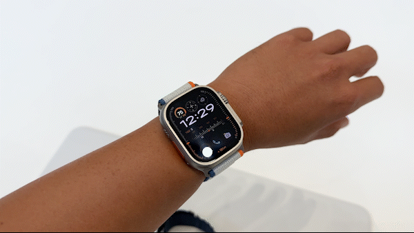 Mở hộp Apple Watch Ultra 2: Thiết kế không đổi, có tính năng &quot;búng tay&quot; thú vị, tìm iPhone cực chính xác, giá 22 triệu - Ảnh 14.