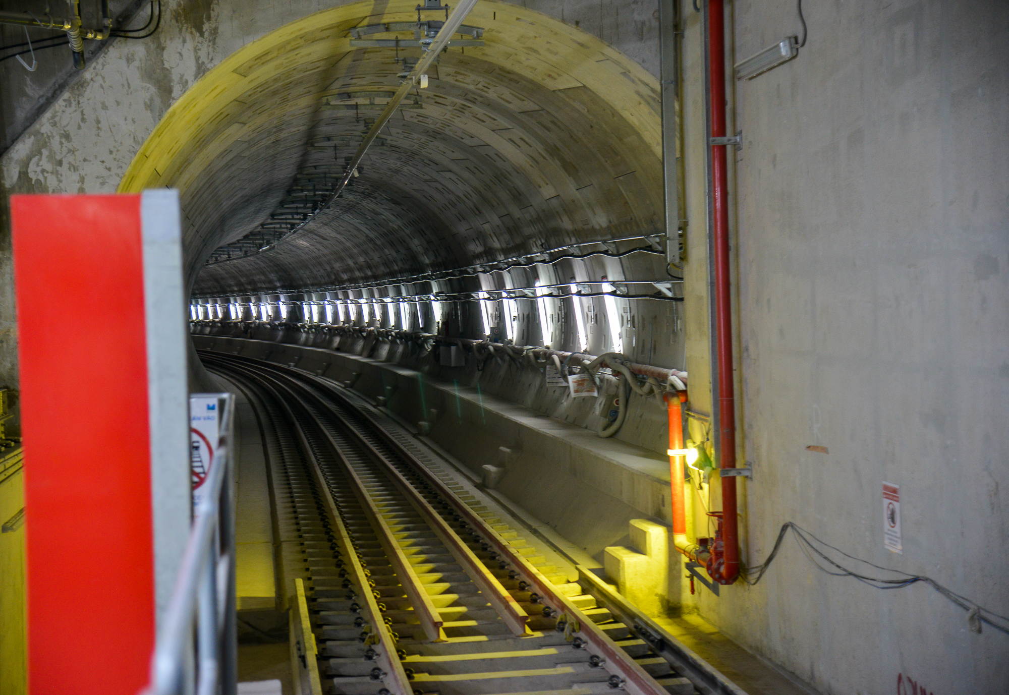 Gần 3.650 ngày thi công, &quot;nhà hát dưới lòng đất&quot; thuộc tuyến metro 43.700 tỷ có gì? - Ảnh 9.