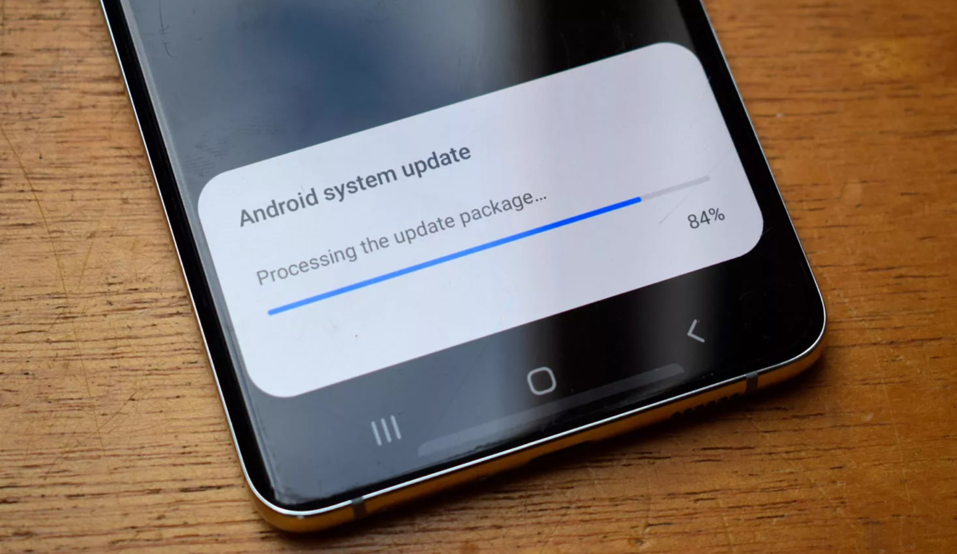 Cam kết 7 năm cập nhật hệ điều hành, Google đang thúc đẩy cả thị trường Android dập tắt lợi thế của Apple - Ảnh 6.