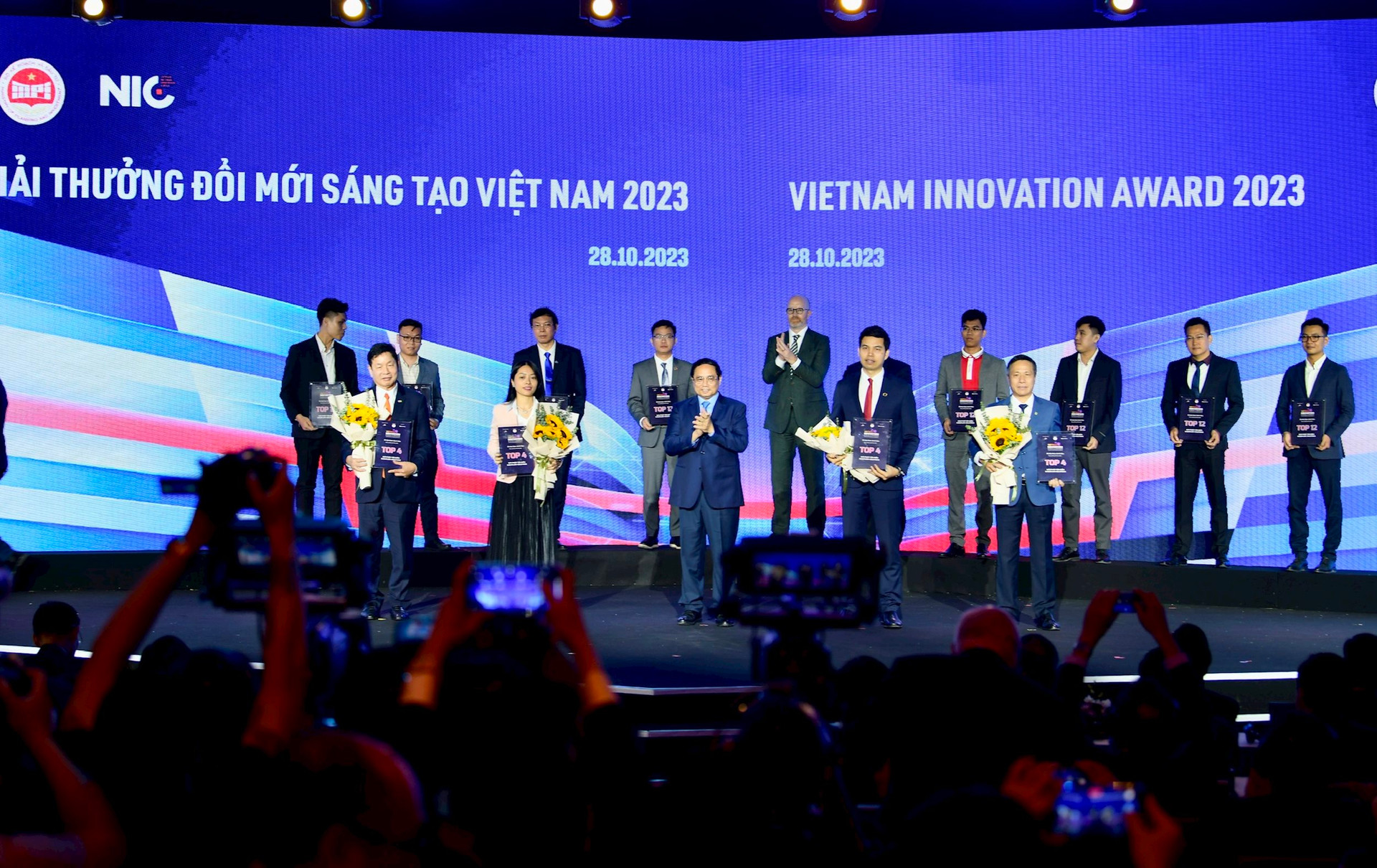 Viettel, Samsung, SpaceX hội tụ tại Triển lãm Quốc tế Đổi mới sáng tạo Việt Nam 2023: Trình diễn hàng loạt công nghệ mới, công bố chip 5G - Ảnh 3.