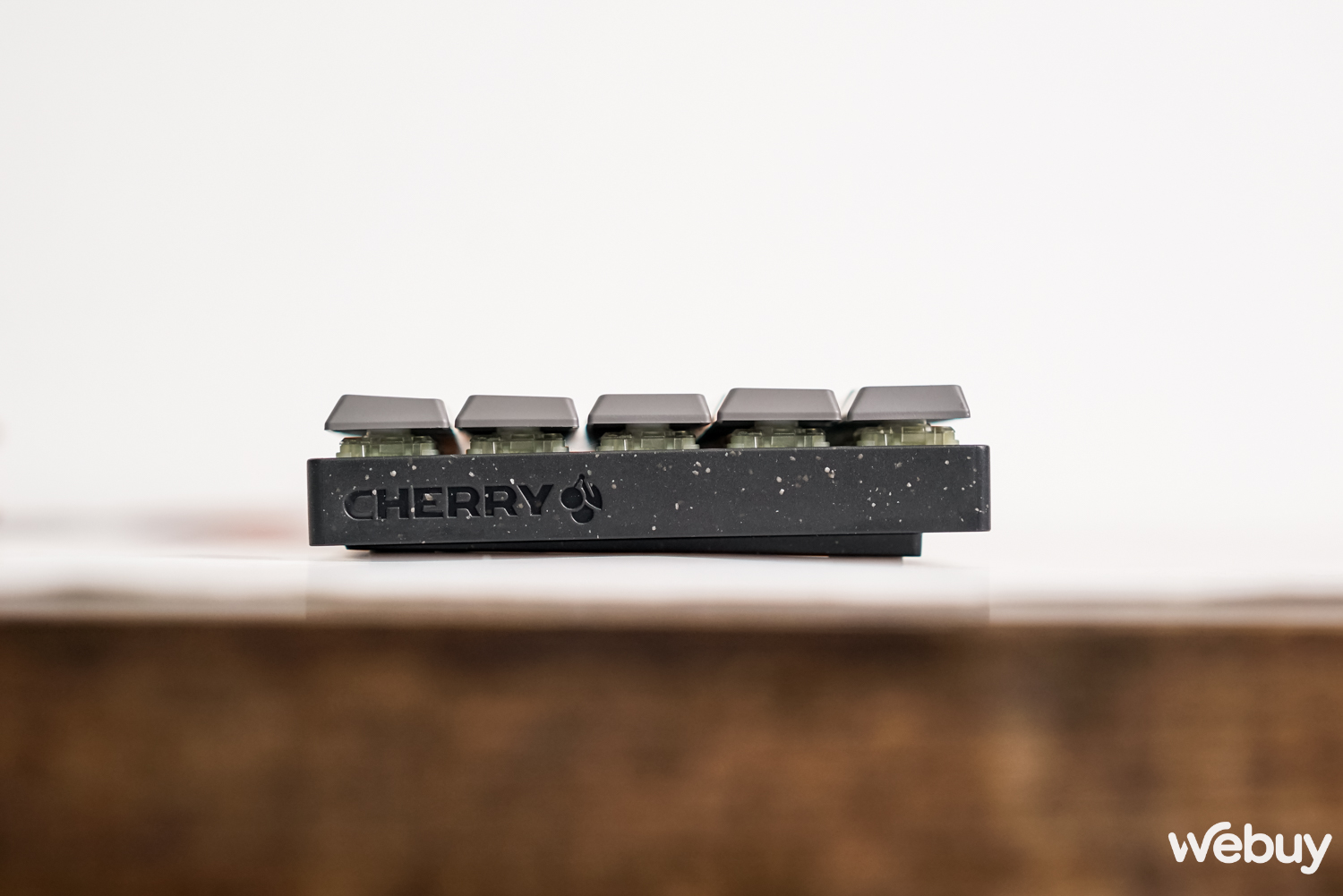 Trải nghiệm bàn phím Cherry MX-LP 2.1: Mỏng, nhẹ, switch cho cảm giác gõ cứng cáp - Ảnh 16.