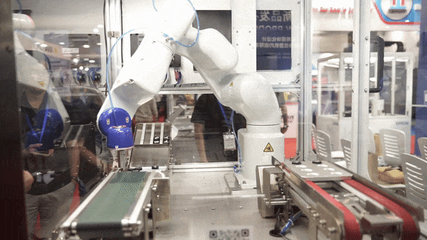 Trải nghiệm 4 robot SCARA của Epson tại Bắc Ninh: Linh hoạt, nhỏ gọn và thông minh hơn - Ảnh 4.