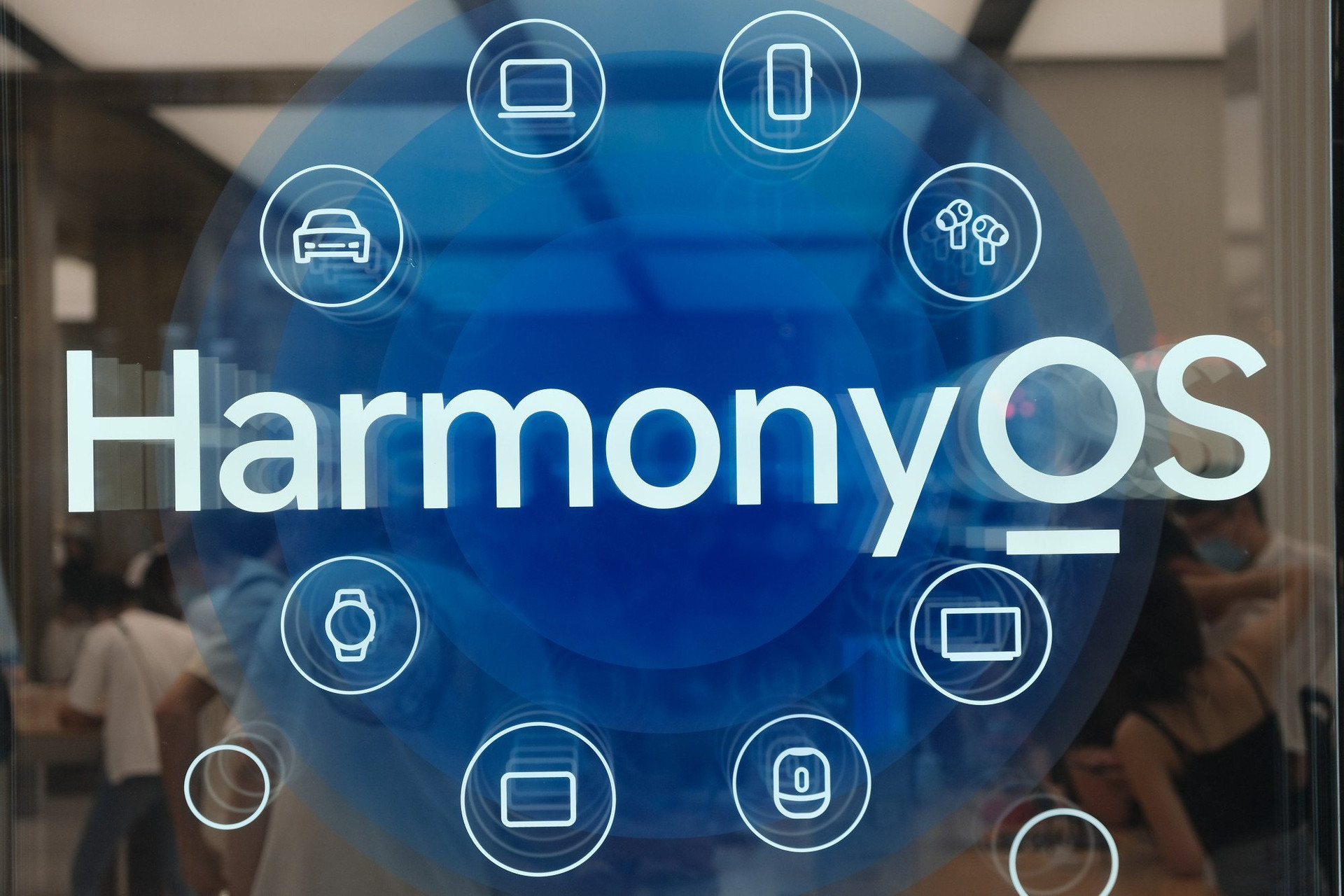 Canh bạc thay thế Android của Huawei thành công ngoài mong đợi, các ông lớn công nghệ Trung Quốc ồ ạt tuyển coder để viết ứng dụng cho HarmonyOS- Ảnh 2.