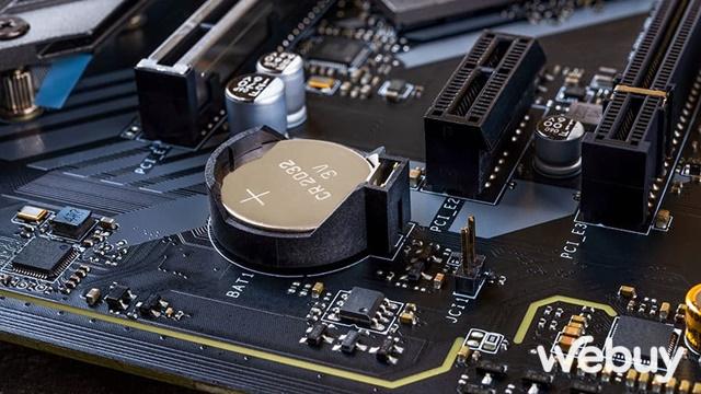 Dấu hiệu nhận biết motherboard máy tính đang gặp sự cố