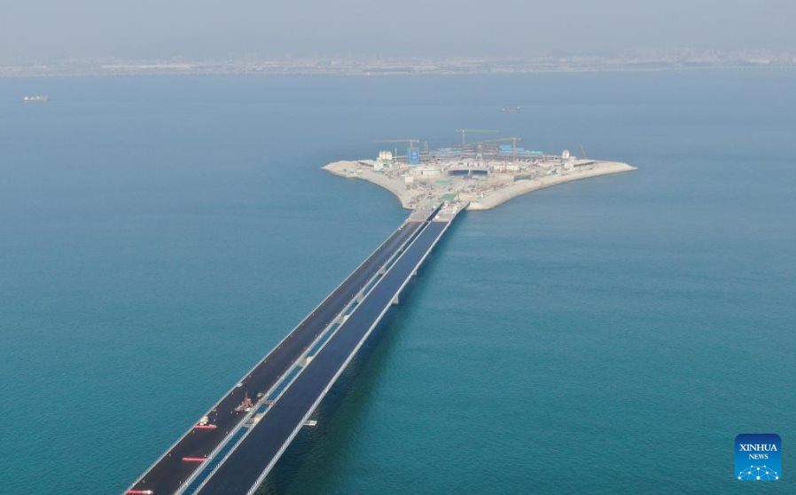 Trung Quốc hoàn thành hầm cao tốc xuyên biển, tiến gần đến việc hoàn thành đại dự án 1 hầm 2 cầu 2 đảo nhân tạo với những thách thức hàng đầu thế giới- Ảnh 3.