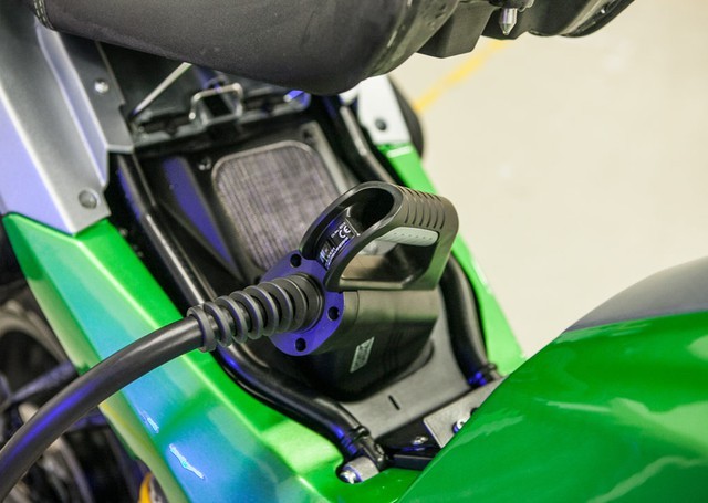 Không phải ô tô, chính xe máy điện mới đang tạo nên cuộc cách mạng xanh cho Châu Á- Ảnh 1.