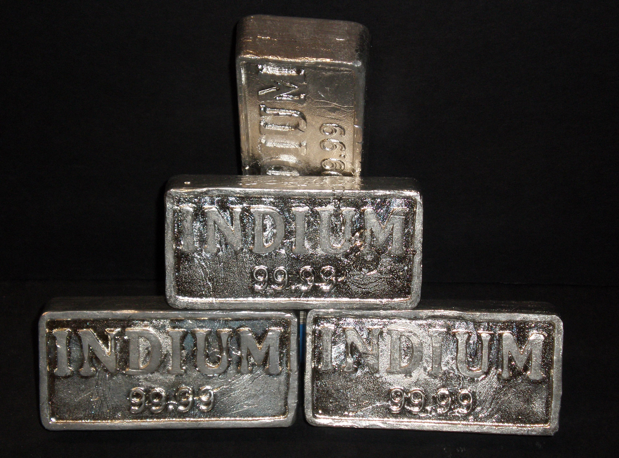 Hé lộ bí mật về indium, thứ kim loại còn đắt hơn cả vàng- Ảnh 2.