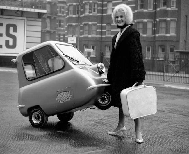 P50: Chiếc xe ô tô nhỏ nhất thế giới, chỉ có thể chở một người lớn- Ảnh 1.