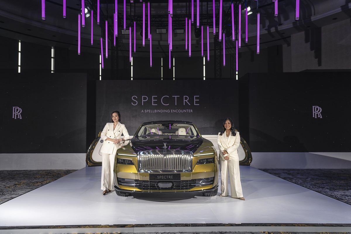 Rolls-Royce Spectre đầu tiên về Việt Nam, ra mắt tháng sau, giá từ 18 tỷ, 'khách chỉ sạc 10 lần/năm'- Ảnh 4.