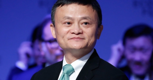 Cao tay như vợ chồng tỷ phú Jack Ma, chẳng mắng nhiều lời mà đưa con từ bờ vực hư hỏng đến con đường học giỏi, tiến bộ