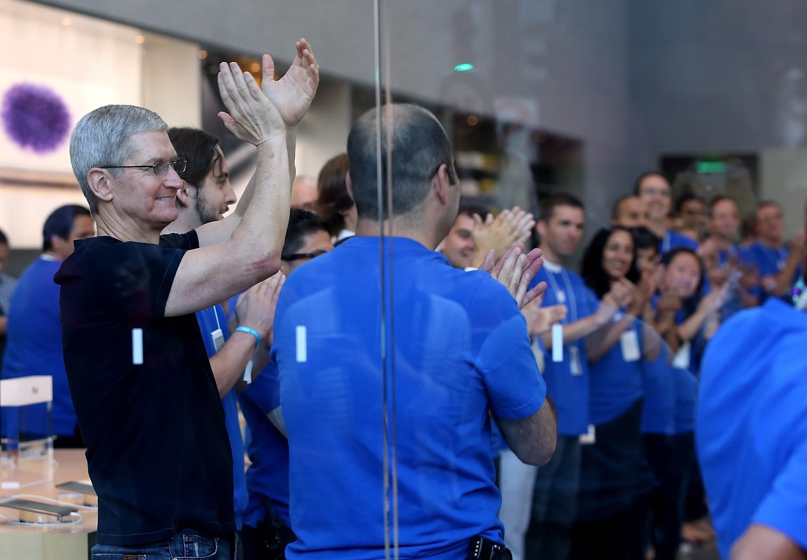 CEO Tim Cook tiết lộ những kỹ năng Apple tìm kiếm khi “săn” nhân tài: Phải tin rằng 1+1=3- Ảnh 3.