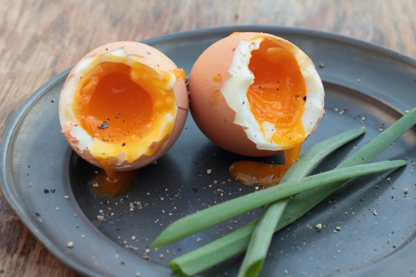 MXH rủ nhau "ăn 9 quả trứng gà mỗi ngày để giảm 5-8kg": Ăn nhiều trứng sẽ khiến cơ thể thay đổi ra sao?- Ảnh 6.
