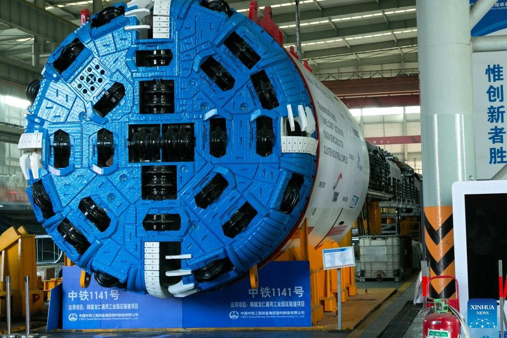Sức mạnh của Trung Quốc: Nhập máy đào hầm hơn 100 triệu USD quá đắt, tự sản xuất 'mẫu copy' giá rẻ hơn 12 lần, dần thay thế Đức trong ngành thiết bị công nghiệp - Ảnh 4.