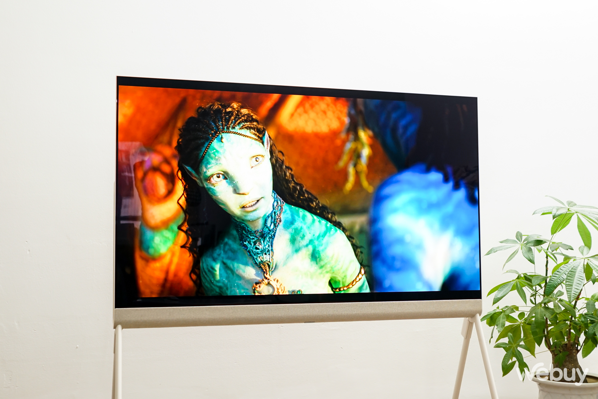 Trên tay TV &quot;khung tranh&quot; LG Posé: Thiết kế tối giản và cách tân, chất lượng hình ảnh cao, giá 42 triệu Đồng - Ảnh 11.