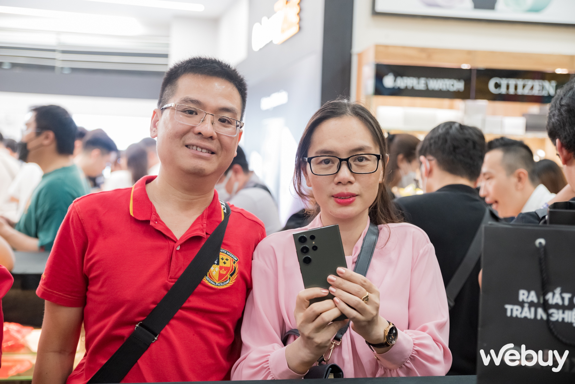 "Độc lạ" Samfan, bảo vợ điện thoại đang dùng đã hư thế là được mua luôn Galaxy S23 Ultra - Ảnh 12.