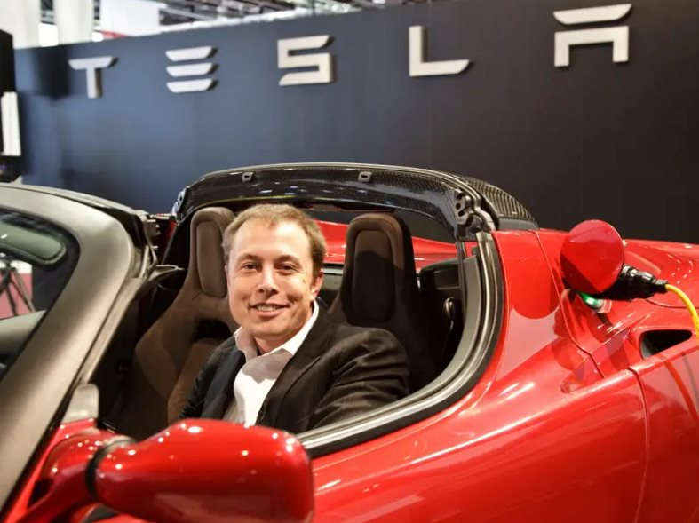 Chuyện thâm cung bí sử ở Tesla: Elon Musk dùng tiền thâu tóm công ty, thẳng tay đuổi 2 nhà sáng lập, ‘Mr Tesla’, ‘ông tổ’ ngành xe điện đến giờ vẫn ấm ức vì bị ‘superman’ lấy mọi hào quang - Ảnh 1.
