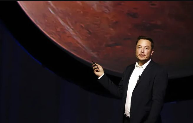 Bill Gates: Giấc mơ chinh phục sao Hỏa của Elon Musk là phí tiền! - Ảnh 2.