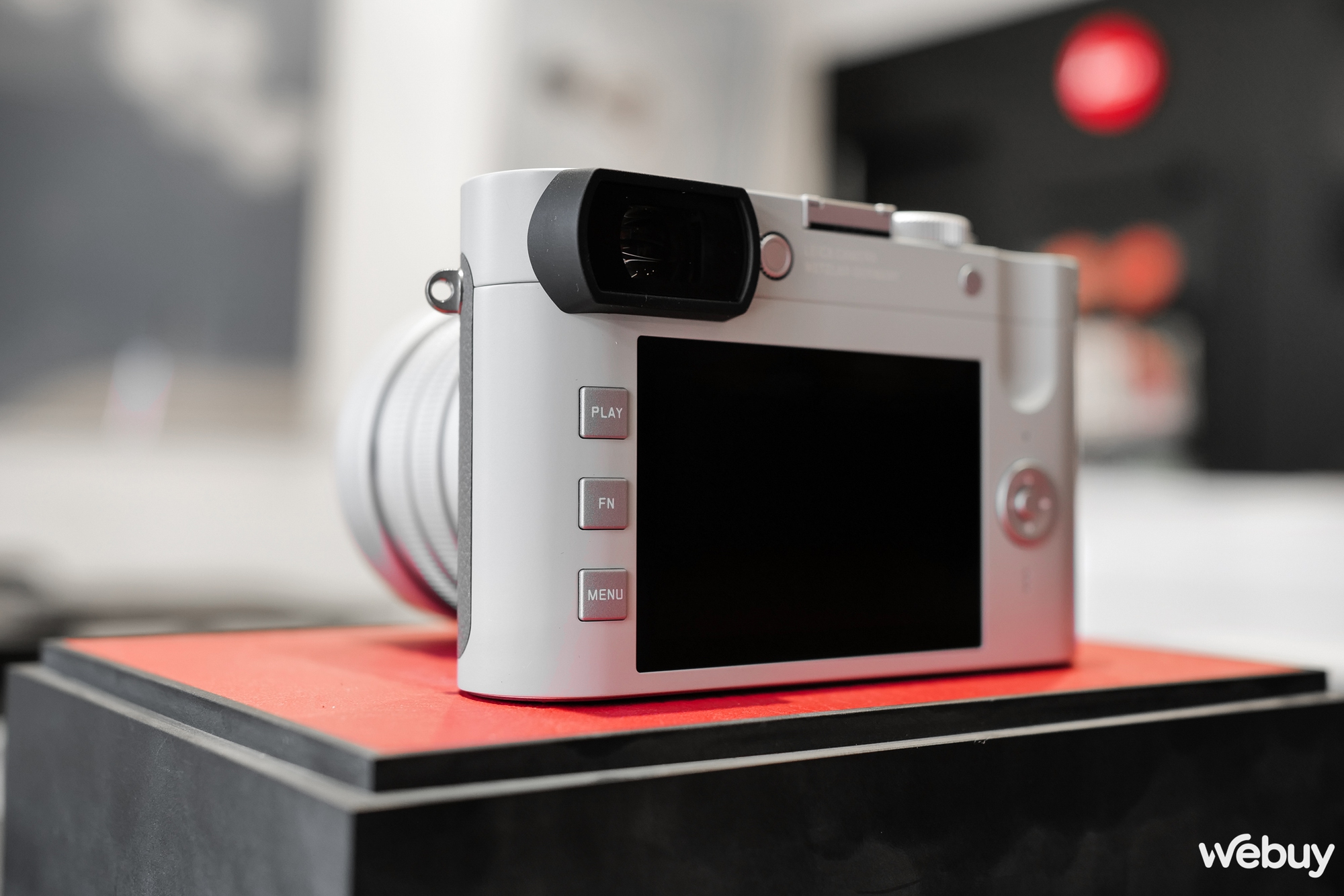 Mở hộp máy ảnh hạng sang Leica Q2 Ghost Edition: Màu xám xi măng, lấy ý tưởng từ đồng hồ Rolex hiếm - Ảnh 14.