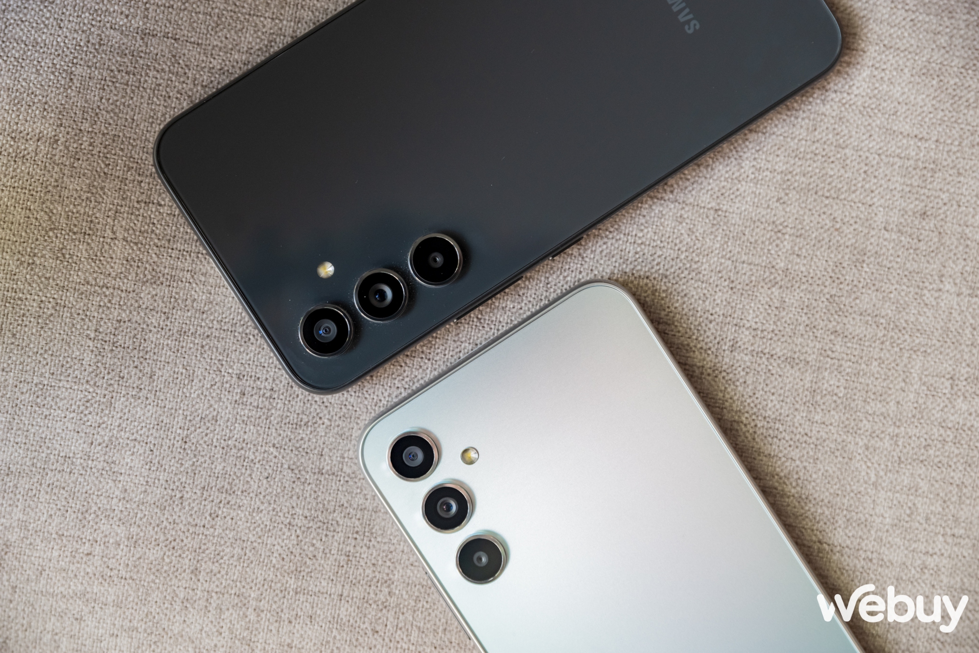 This is the Samsung Galaxy A 2023: S series design, camera 