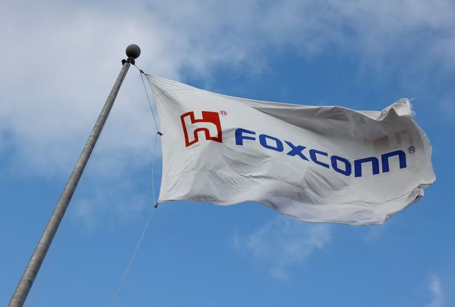 Lần đầu tiên Foxconn được ‘chạm’ vào sản phẩm Apple này dù lắp ráp 70% iPhone toàn cầu - Ảnh 1.