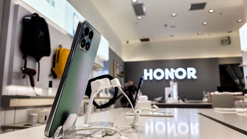 Honor tham vọng quay lại thị trường Việt Nam, sẽ cạnh tranh sòng phẳng với Samsung và OPPO? - Ảnh 1.
