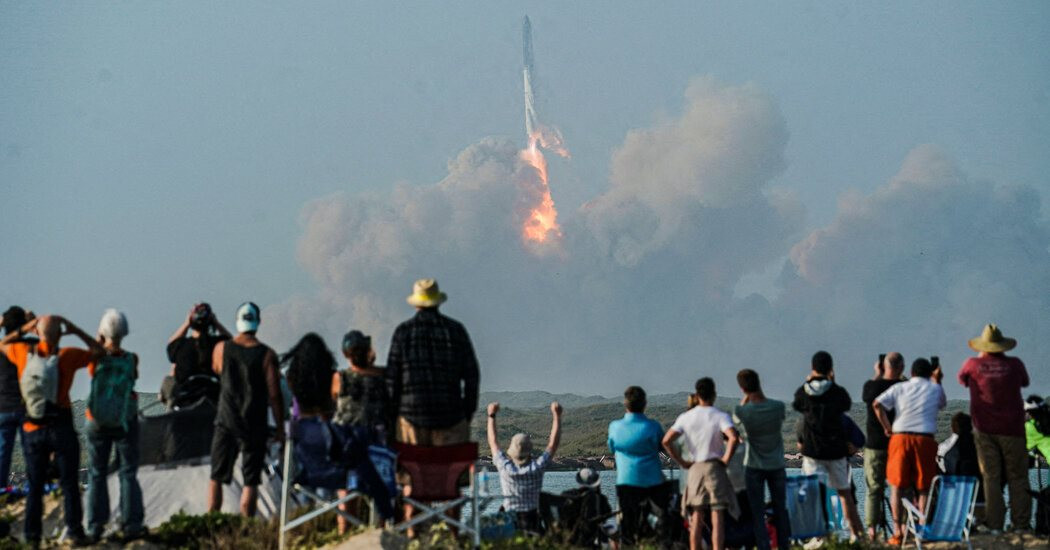 Elon Musk nổ tên lửa và cuộc chiến khốc liệt Mỹ-Trung trong ngành viễn thông vũ trụ - Ảnh 4.