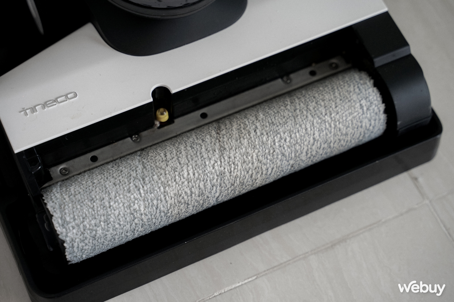 Trải nghiệm máy lau hút Tineco Floor One S5 Pro 2: Sạch cả vết bẩn ướt, tự giặt giẻ, đắt nhưng xắt ra miếng - Ảnh 3.