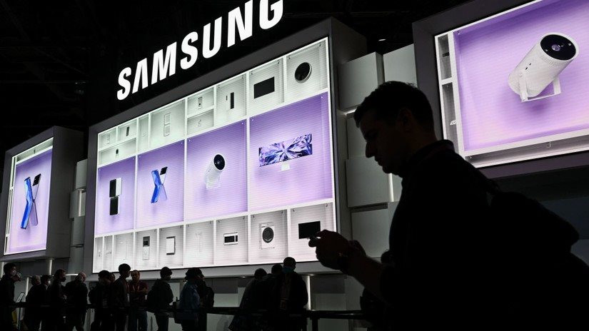 Samsung cắt sản lượng của 1 trong những sản phẩm quan trọng nhất, tham vọng chiếm thị phần 'hụt hơi' khi dự báo lợi nhuận giảm 96% - Ảnh 1.