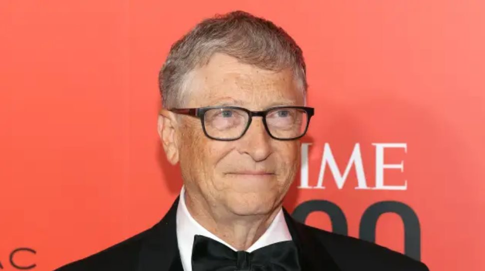 Khoảnh khắc duy nhất khiến Bill Gates phải nhủ “giá như” sau khi bỏ đại học, ước bản thân biết sớm 5 điều này khi còn đôi mươi - Ảnh 1.