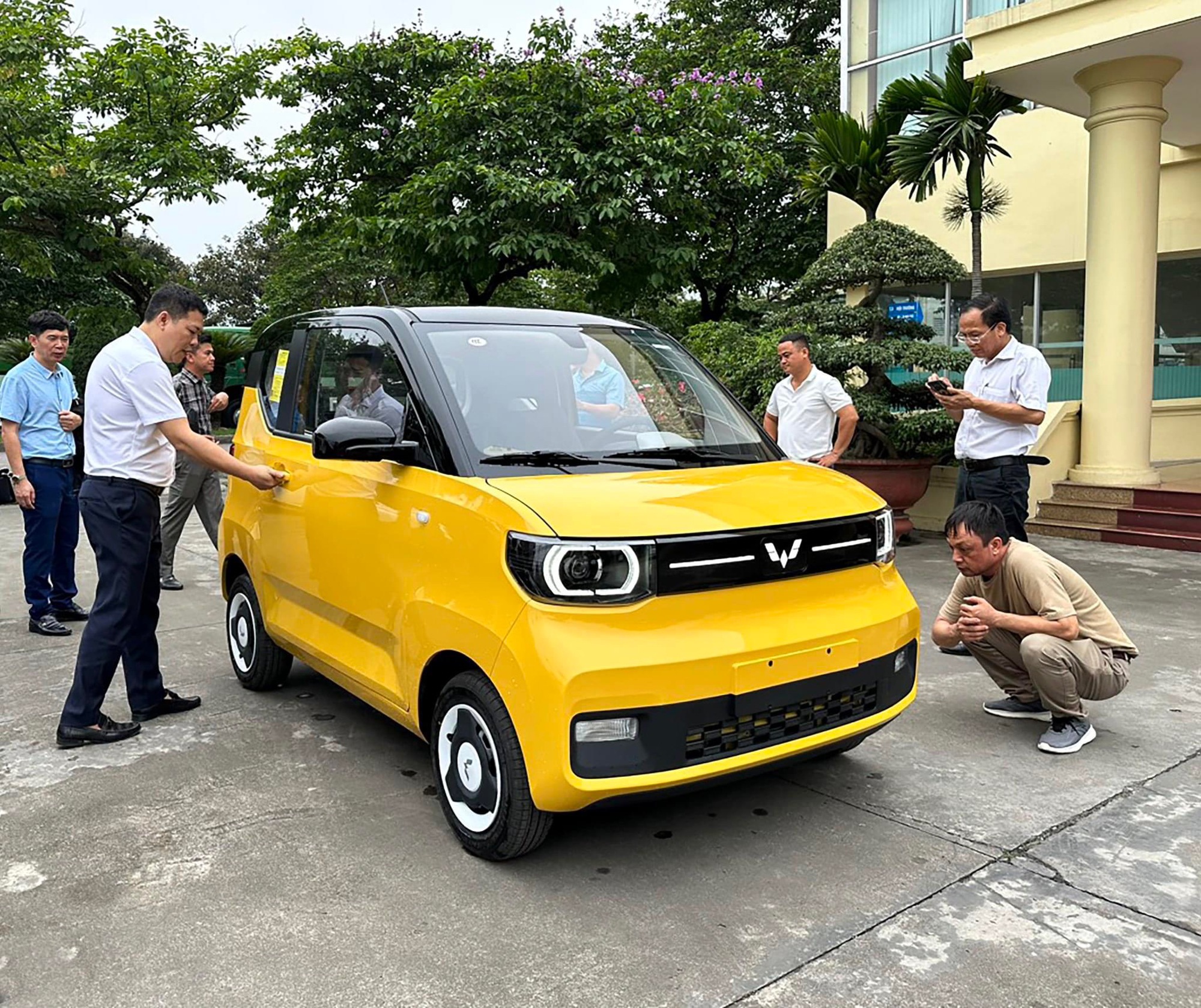 Wuling HongGuang MiniEV lộ diện tại Việt Nam, giá cạnh tranh sẽ đánh bay xe điện khác