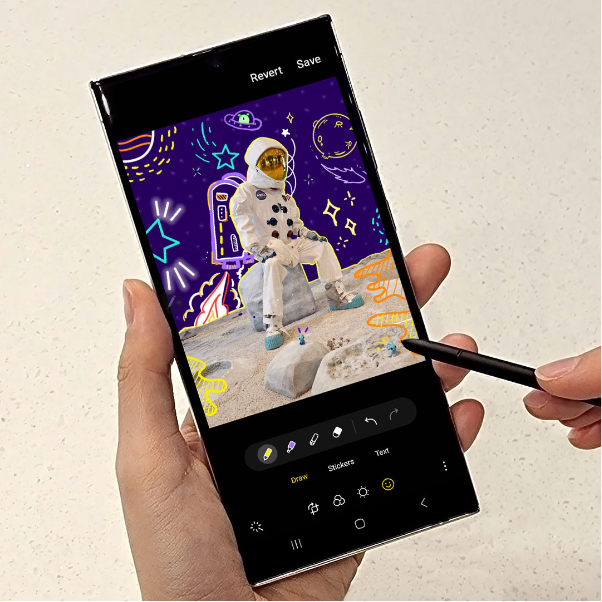 The endless inspiration continues thanks to the amazing S Pen on Galaxy S23 Ultra - Image 1.