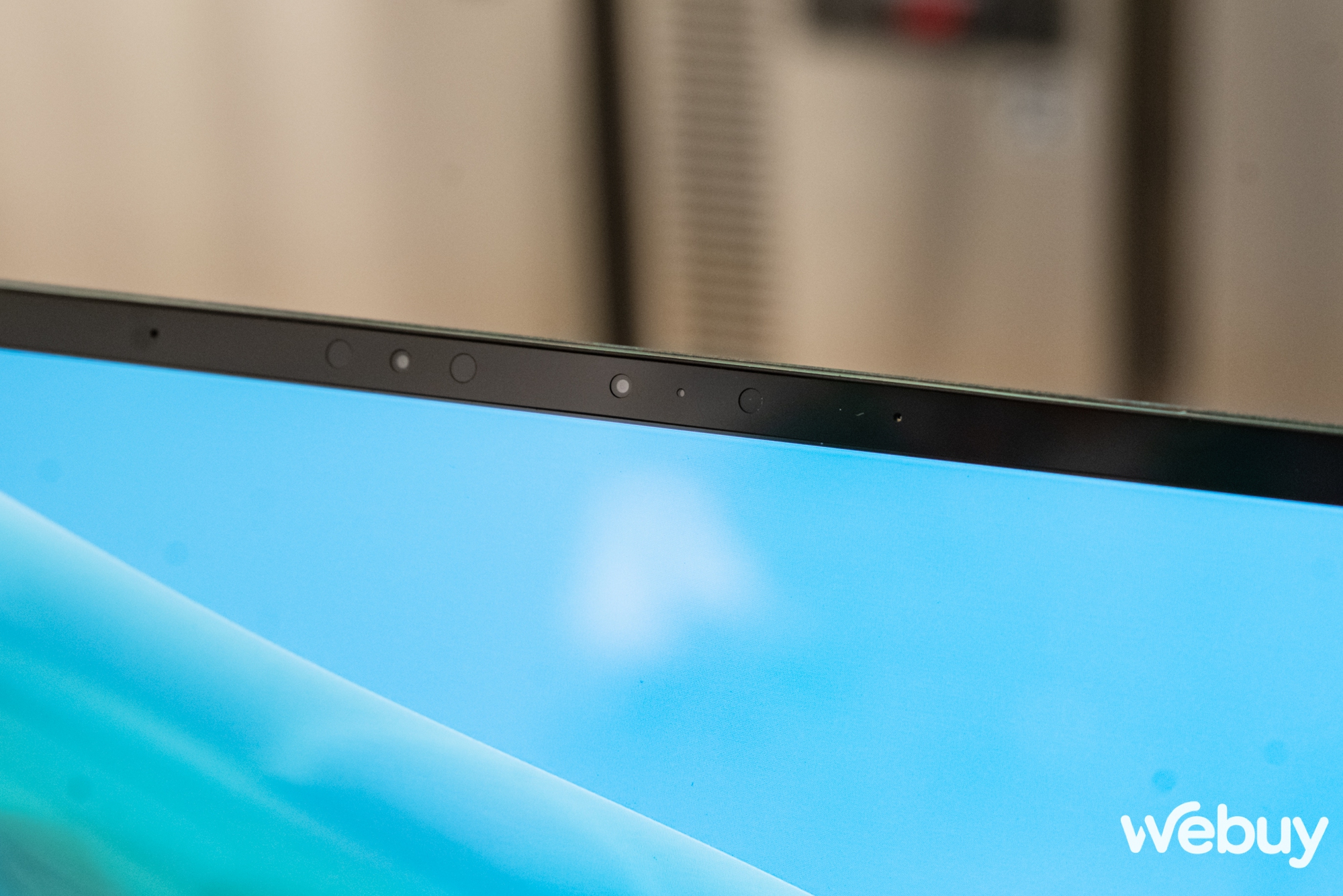 Cận cảnh ASUS Zenbook S 13 OLED 2023: Laptop Windows mỏng nhẹ hơn cả Macbook Air, giá từ 40 triệu - Ảnh 17.