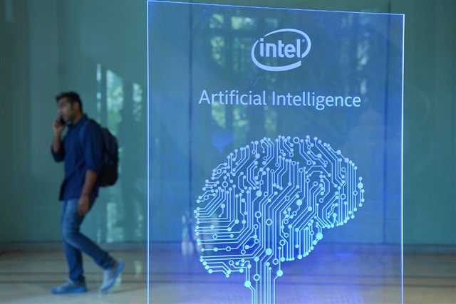 Microsoft và Intel bắt tay phát triển trí tuệ nhân tạo - Ảnh 1.