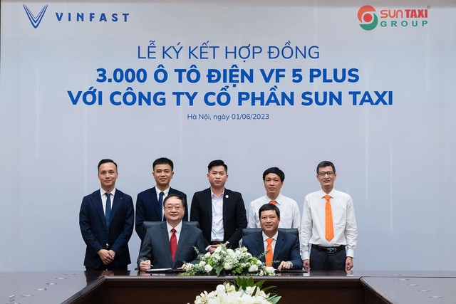 VinFast vừa “chốt đơn” hợp đồng mua xe lớn bậc nhất Việt Nam với quy mô 3.000 xe - Ảnh 1.