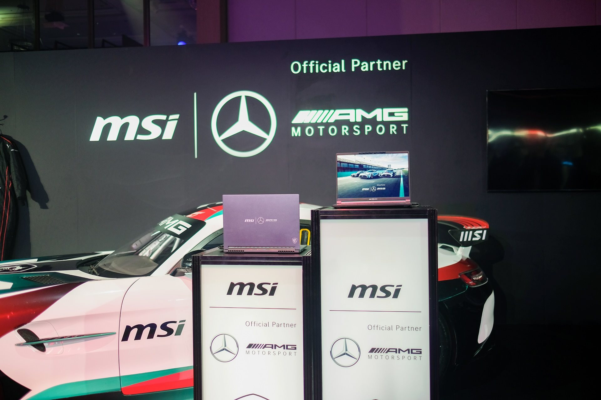 Trải nghiệm laptop của MSI lần đầu hợp tác cùng Mercedes-AMG tại Computex 2023: Xịn và đẹp - Ảnh 9.