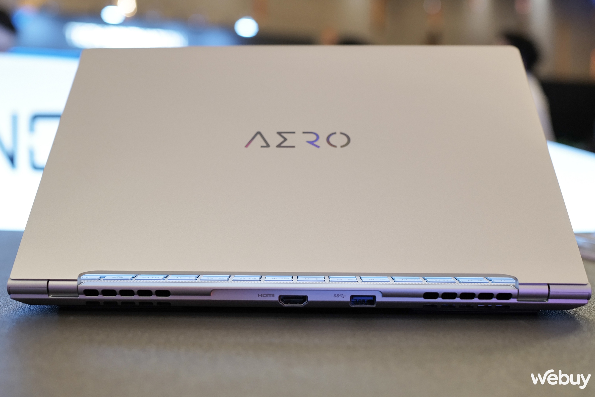 Trên tay bộ 4 laptop Gigabyte AORUS: Đa dạng về kích thước và công nghệ - Ảnh 6.