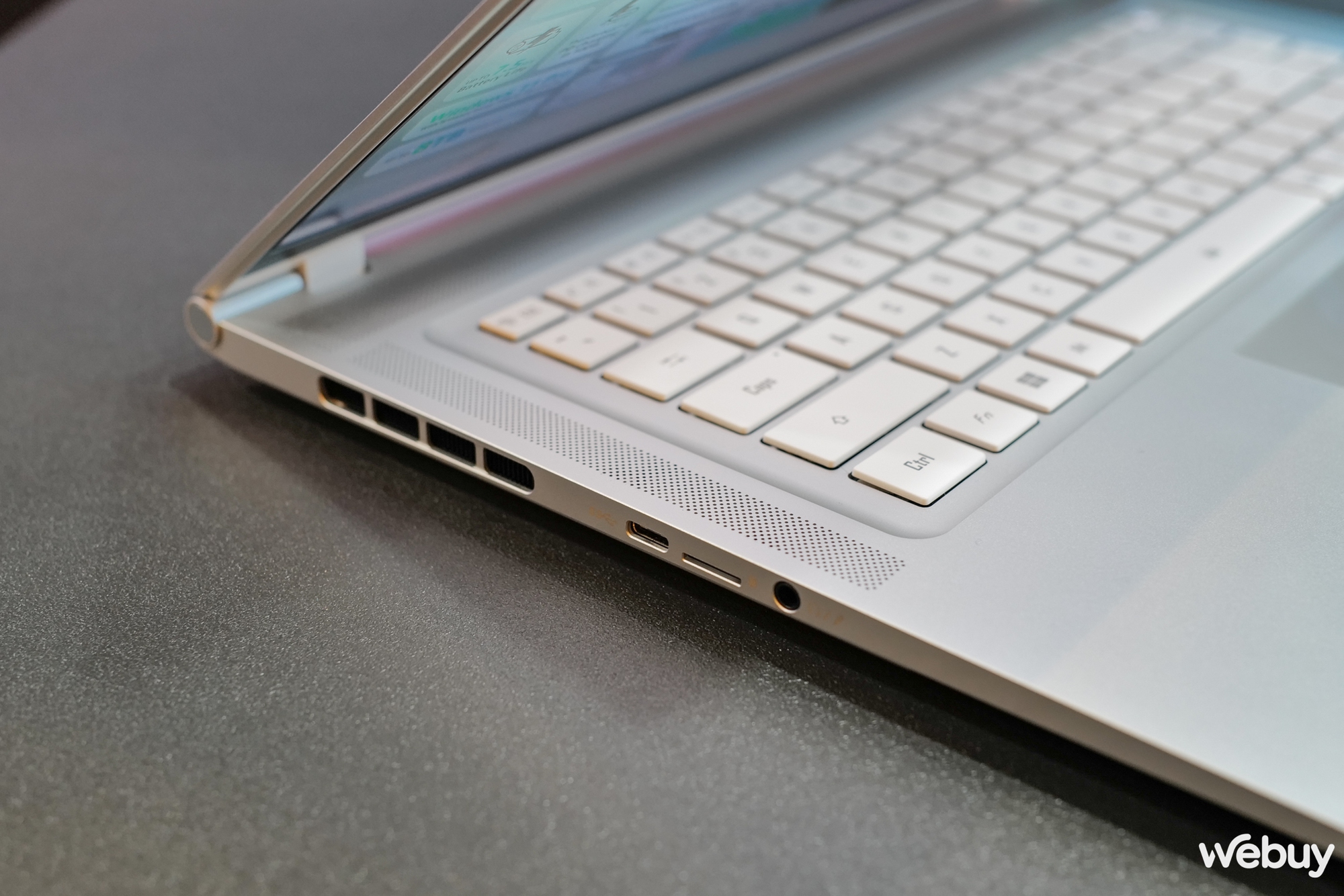 Trên tay bộ 4 laptop Gigabyte AORUS: Đa dạng về kích thước và công nghệ - Ảnh 21.