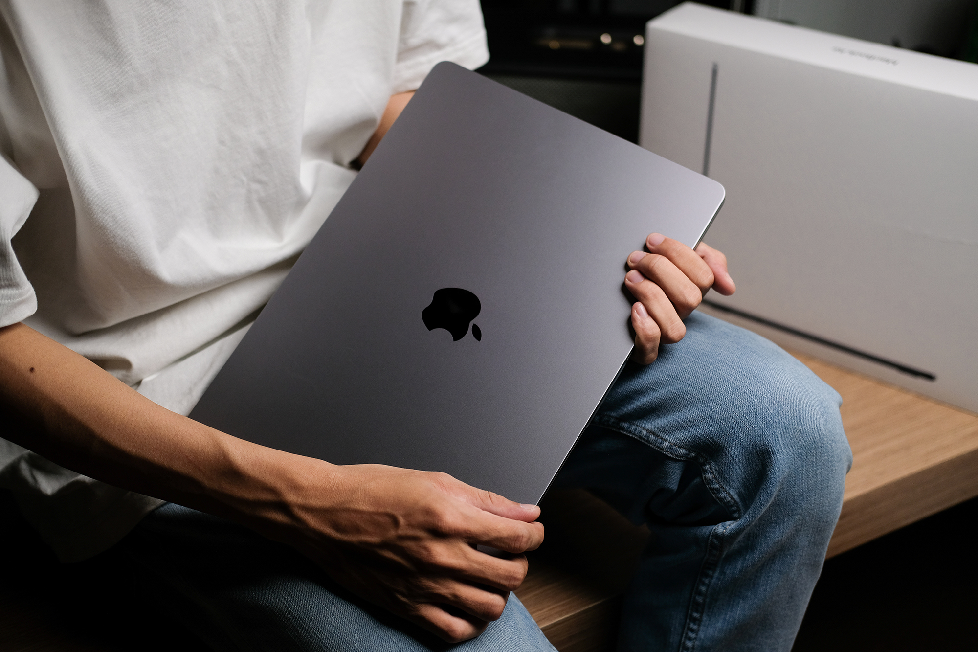 MacBook Air 15 inch về Việt Nam: Giá từ 32,99 triệu đồng, là &quot;món hời&quot; cho người dùng Mac? - Ảnh 3.