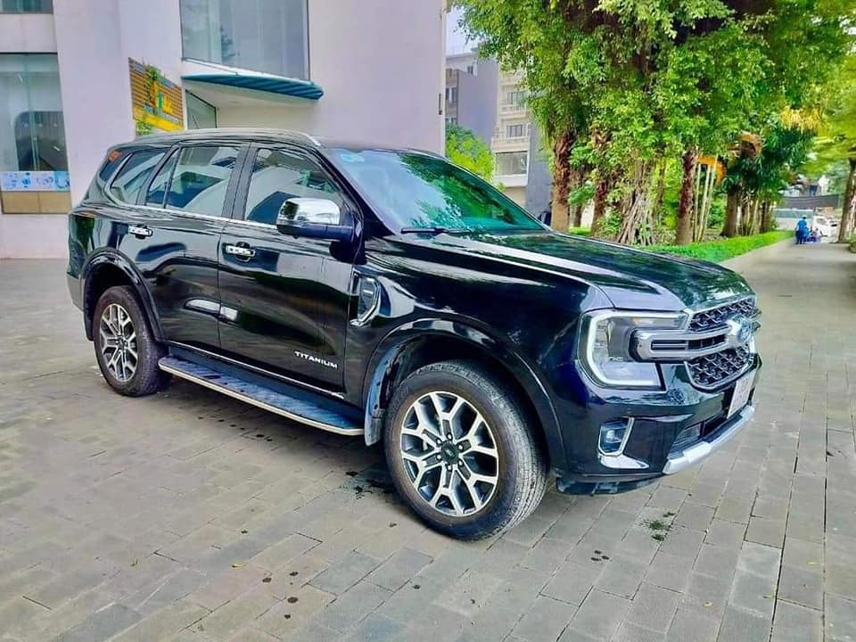 Bán Ford Everest 'hồi sinh' sau tai nạn, sales gây bất bình vì khẳng định 'xe không đâm đụng' - Ảnh 3.