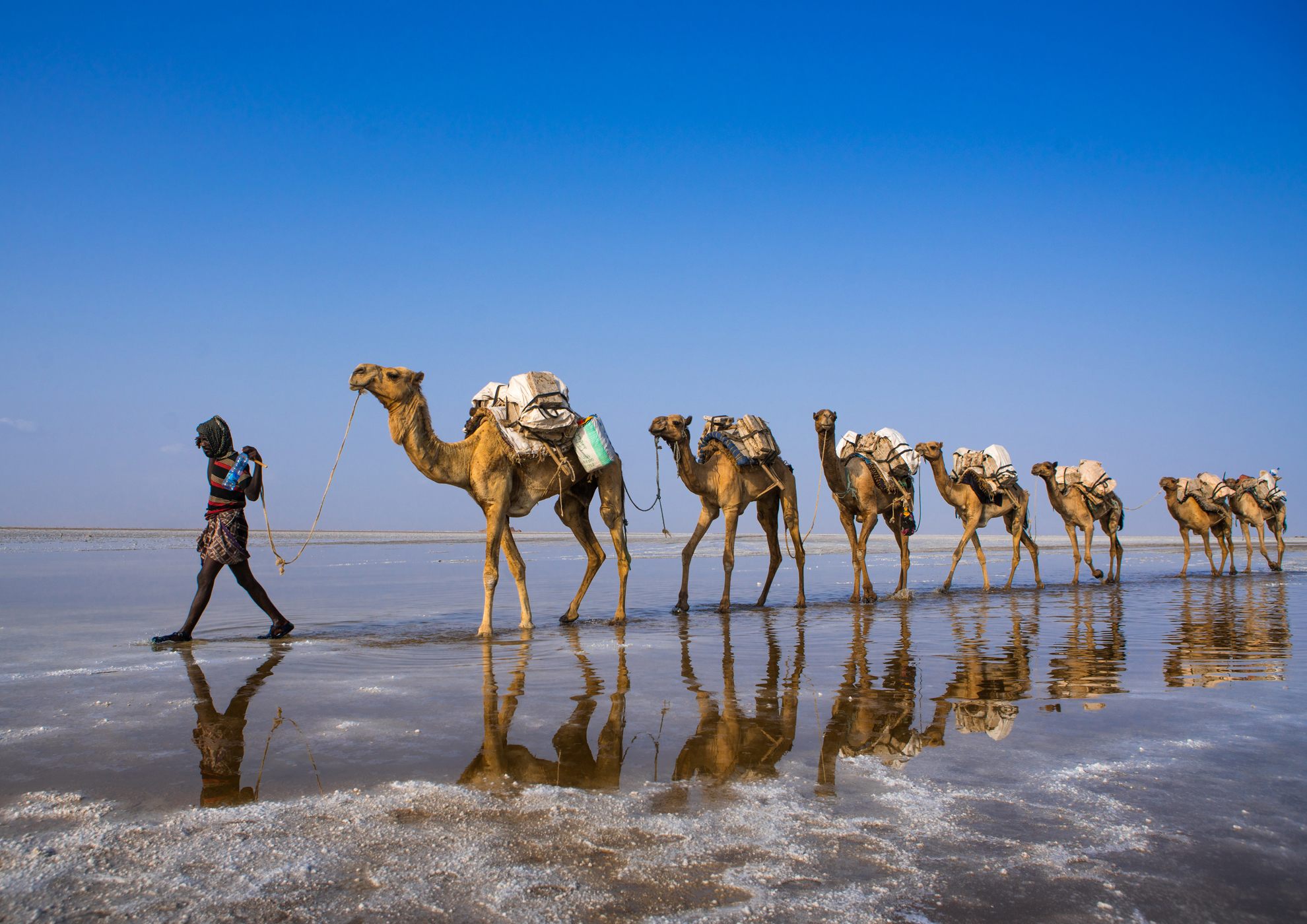 Suối địa nhiệt Dallol: Kỳ quan độc đáo có một không hai trên Trái đất, đẹp nhưng chẳng ai dám bén mảng lại gần - Ảnh 3.