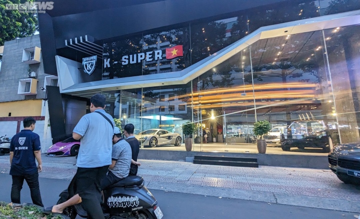 Dàn siêu xe tại showroom K-Super của Phan Công Khanh được di dời đi nơi khác - Ảnh 3.