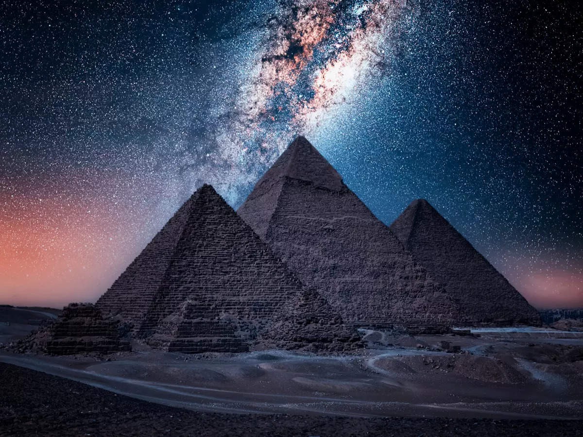 Nguồn gốc của kim tự tháp: Trí tuệ của các Pharaoh hay công nghệ ngoài hành tinh? - Ảnh 3.