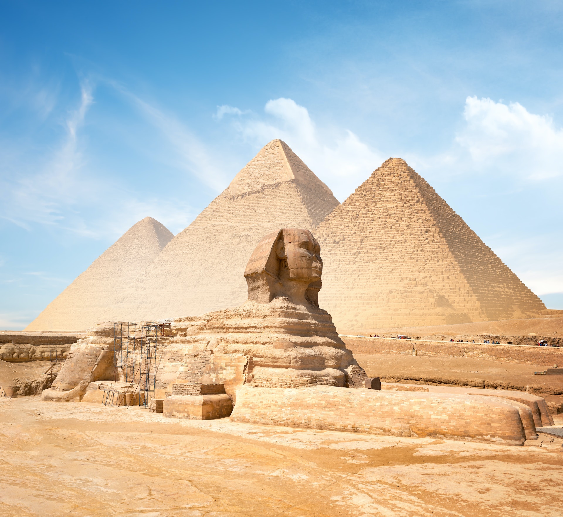 Nguồn gốc của kim tự tháp: Trí tuệ của các Pharaoh hay công nghệ ngoài hành tinh? - Ảnh 2.